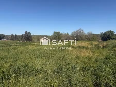 beau terrain constructible 1985 m² sur meyrals