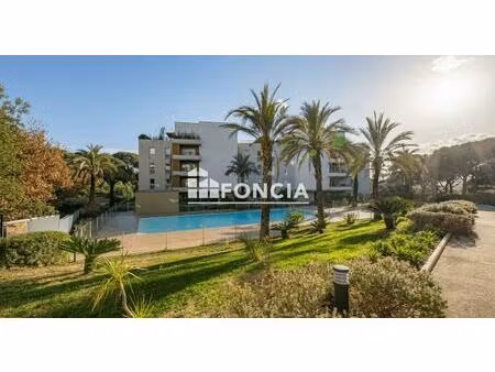 exclusivité fréjus superbe type 3 avec parking et grande terrasse