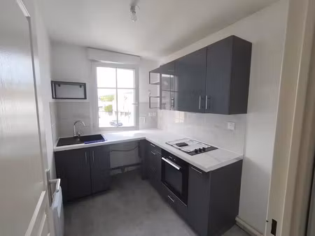 location appartement 2 pièces 47 m² à la ferté-sous-jouarre (77260)  745 €
