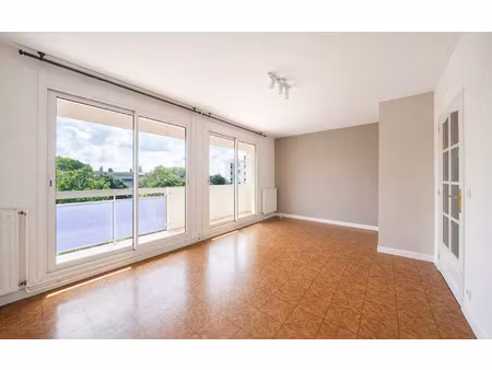 appartement mâcon 57.84 m² t-3 à vendre  65 000 €