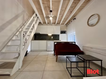a louer / montfort-sur-meu - centre - t1 - 22 79m² - 450 € - meublé