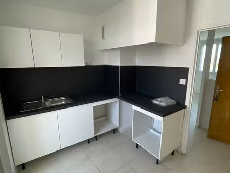 appartement t3 - 52.46m² - jean cocteau