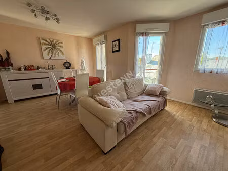 a louer - appartement 4 pièces à ploërmel (56800)