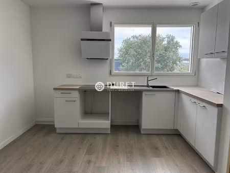 a louer appartement t2 bis - st gilles croix de vie