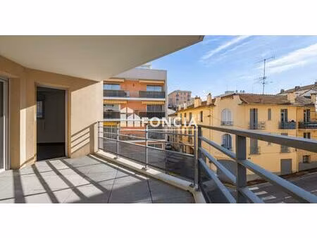 exclusivité saint raphael au coeur du centre type 4 d'environ 87 m2 avec grand garage