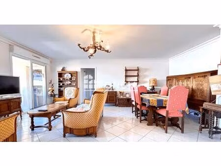 grand 3 pieces en centre ville avec vue degagee