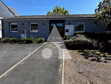 local commercial fressain 10 55 m2