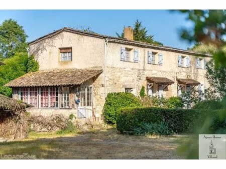 maison de famille avec dépendances et 3 ha de terrain