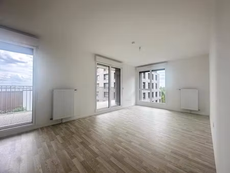 location appartement 3 pièces 80 m² à dugny (93440)  1 416 €