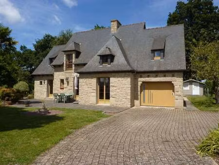 vente maison à dinan (22100) : à vendre / 130m² dinan