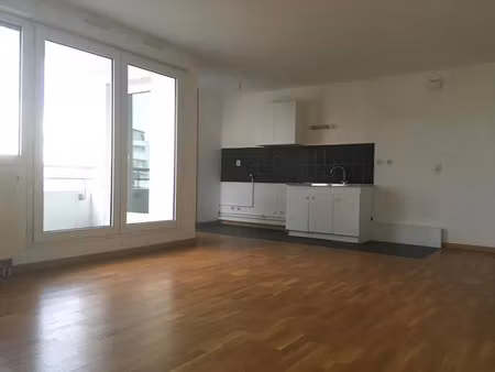 location appartement 4 pièces 95 m² à alfortville (94140)  1 950 €