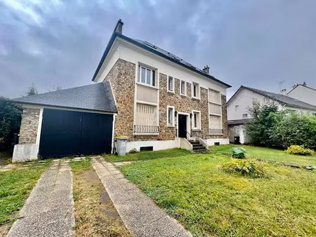 location meublée appartement 3 pièces 78.61 m² à voisins-le-bretonneux (78960)  1 640 €