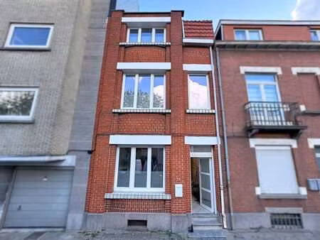 evere : maison 3 chambres + bureau