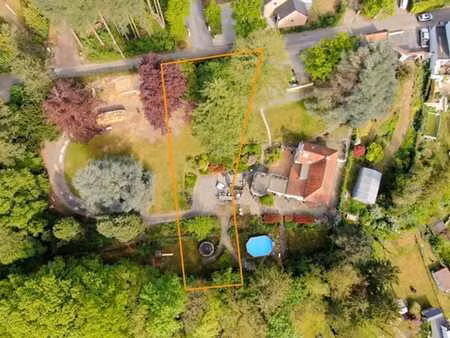terrain 10a83 pour villa 4 façades – beau potentiel