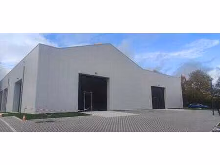 location d'un ensemble de pme de 280 m² dans un bâtiment ...