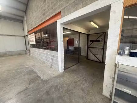 dépôt sécurisé à louer (zoning de cornemont)
