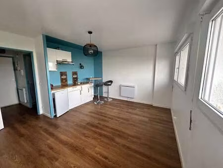 location appartement t1 à quimper (29000) : à louer t1 / 26m² quimper