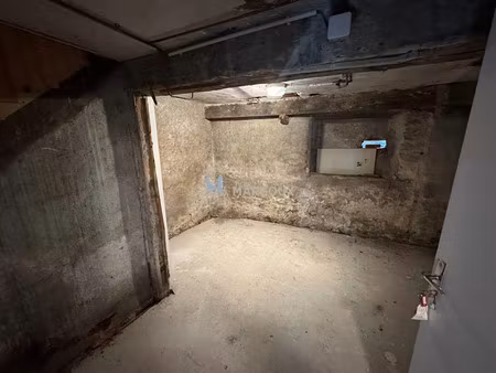 location parking 12 m² à montbrison (42600)  65 €
