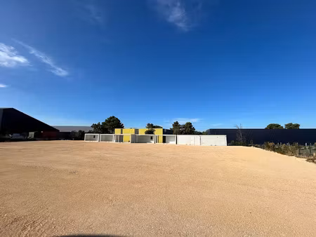 location terrain 3500 m² à signes (83870)  5 250 €