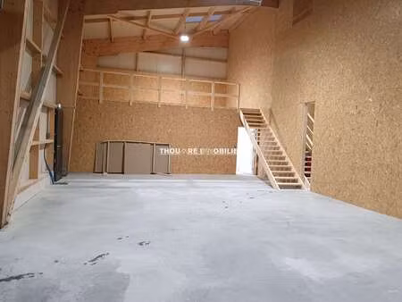 location bureaux et commerces à la chapelle basse mer (44450) : à louer / 150m² la chapell