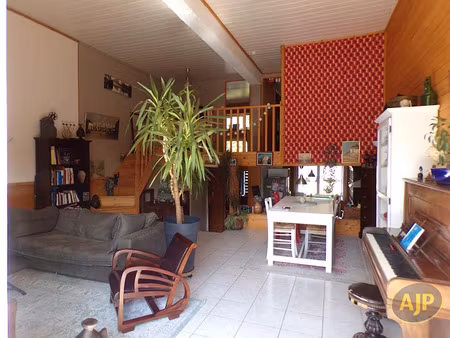 location maison 4 pièces 100.2 m² à blain (44130)  750 €
