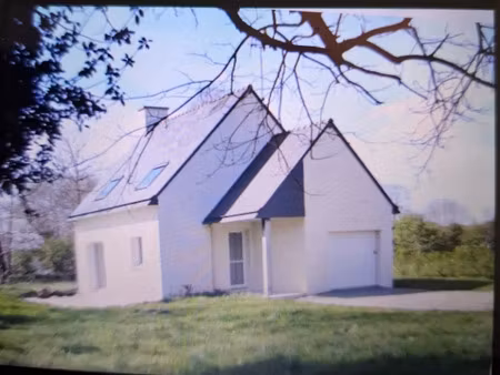 location maison 4 pièces 80 m² à benodet (29950)  1 080 €