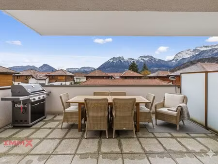 grand appartement de type 2 à 5 mn du lac avec vue