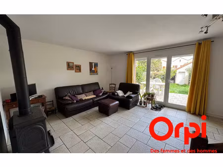 maison montigny-le-bretonneux 114.68 m² t-6 à vendre  469 000 €