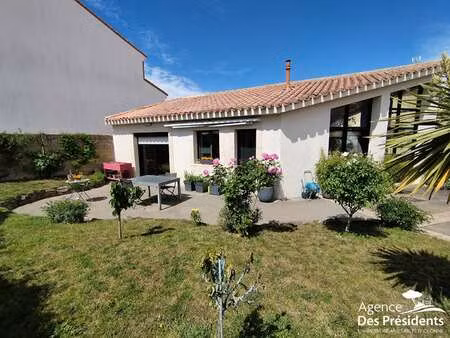 vente maison aux sables-d'olonne (85100) : à vendre / 76m² les sables-d'olonne