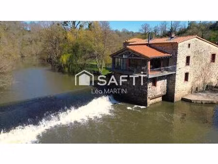 vente maison à beaupréau-en-mauges (49600) : à vendre / 204m² beaupréau-en-mauges