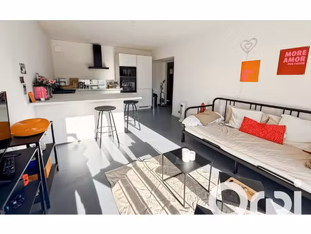 location appartement  m² t-3 à bollène  685 €