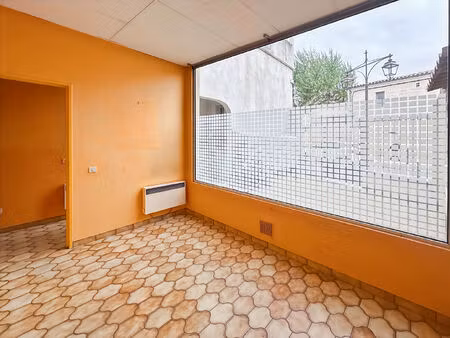 local commercial transformable appartement