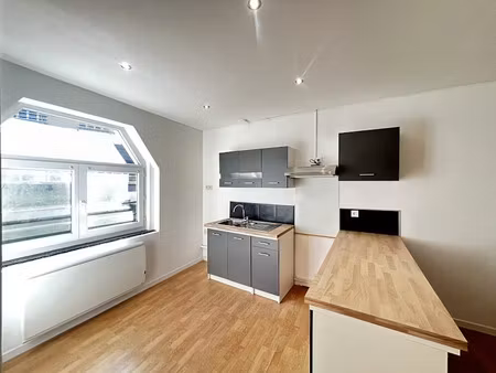 location duplex 4 pièces 79.74 m² à le cateau-cambrésis (59360)  515 €