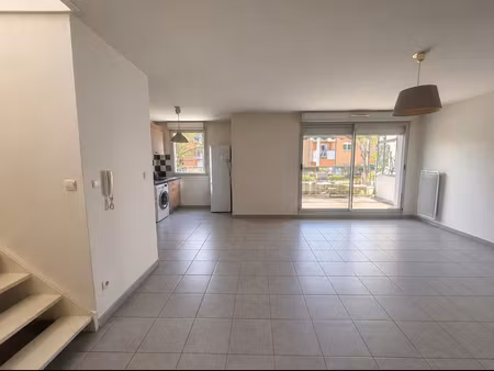t3 duplex avec terrasse et parking - investissement locatif