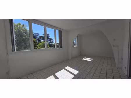 appartement t3 traversant de 65.86m² à la mulatière