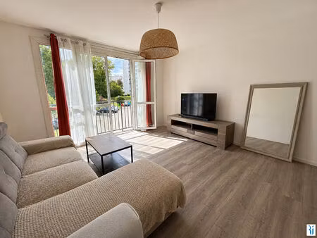à vendre appartement maromme 3 pièces 2ème étage avec cave.