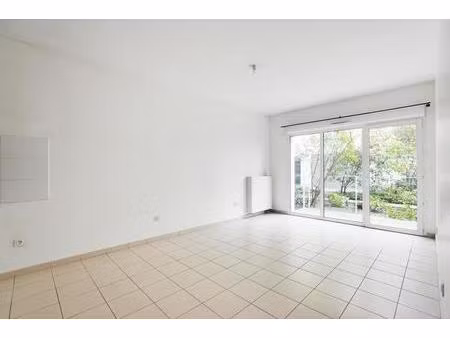 3 pièces avec terrasse et parking - massy