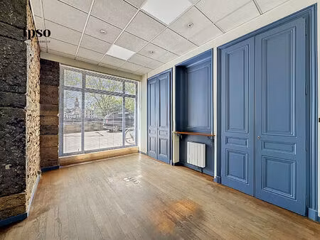 local commercial à usage de bureaux de 120 m² à lyon 4ème