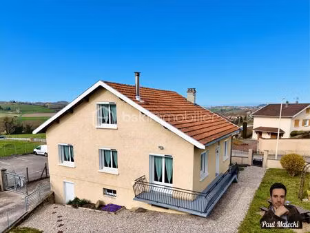 maison de 120 m² à doissin