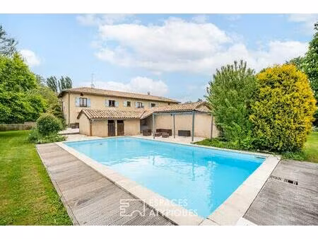 ancienne ferme rénovée avec charme et authenticité à la campagne