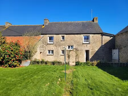maison en pierre de 121 m² à gausson