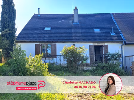 maison de village de 165m² avec 3 appartements  jardin  garage et cave voutéeà pannessiere