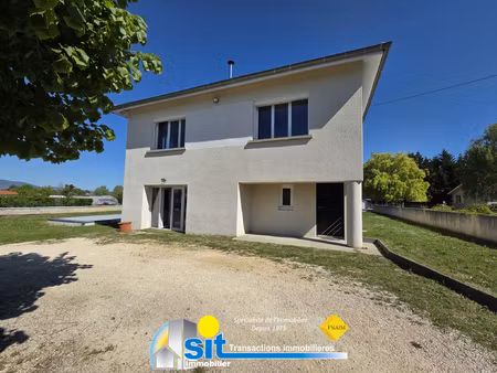 maison rénovée avec piscine 3 chambres + espace indépendan