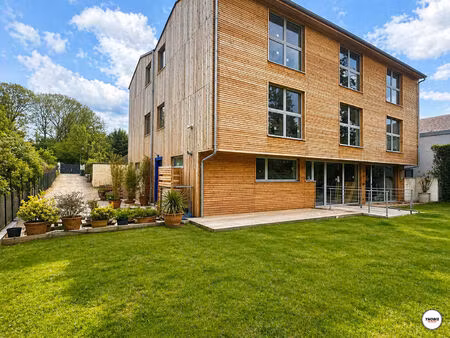 deux maisons d'architecte neuves sur les hauteurs de villennes sur seine