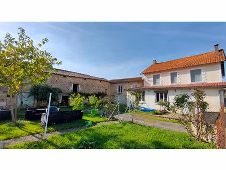 grande maison avec grange vouleme