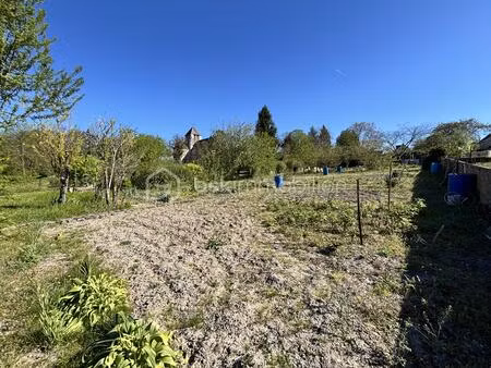 terrain de loisirs de 2 810 m² à cormery