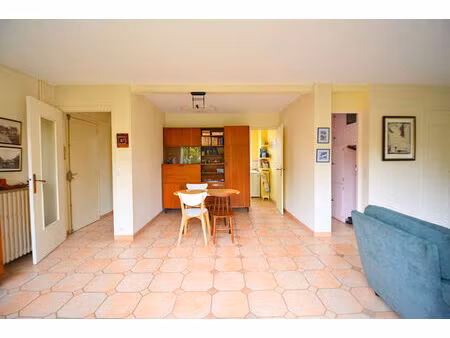 vente appartement 5 pièces  82.71m²  le kremlin