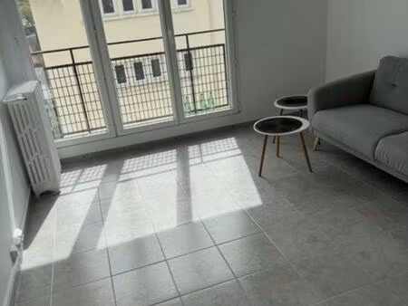 t3 / 63m² / champbenoist - poigny (ligne p)
