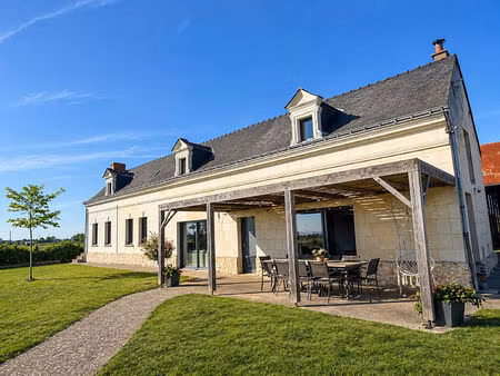 vente maison 5 pièces  200.00m²  saumur