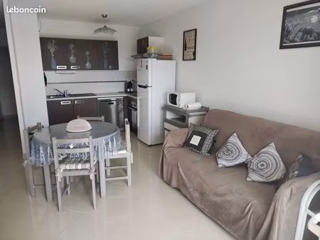 appartement (3 pièces) sur le bas de st pierre